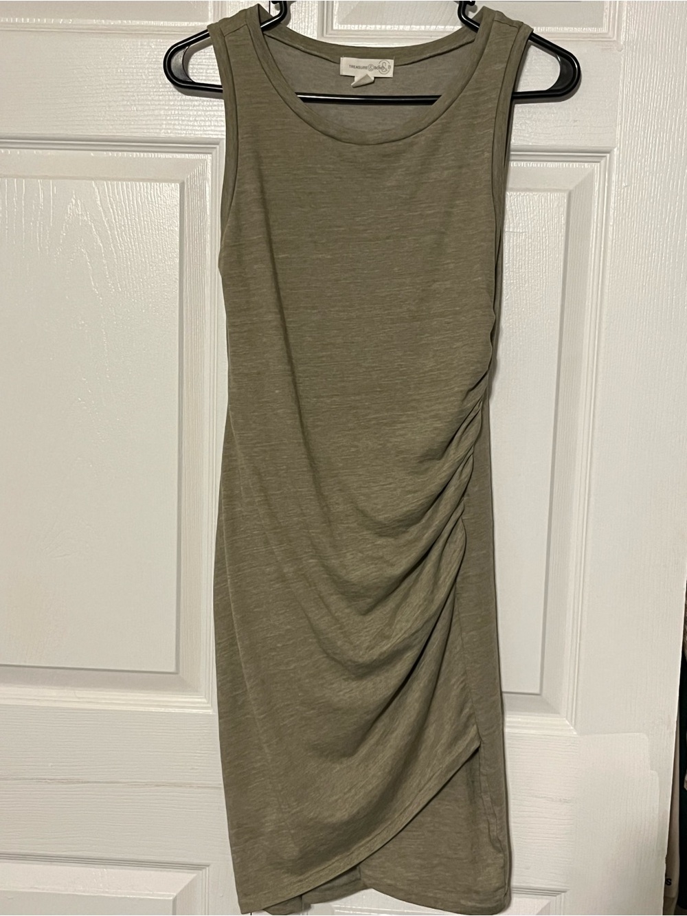 Treasure & Bond Olive Green Sleeveless Tank